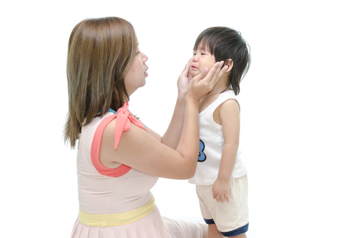 Tips Mengajarkan Anak Melampiaskan Emosi dengan Baik