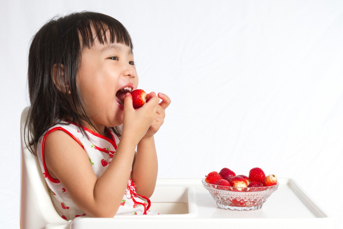 Smart Mom, Ini Trik Agar si Kecil Lahap Saat Makan Buah-buahan!