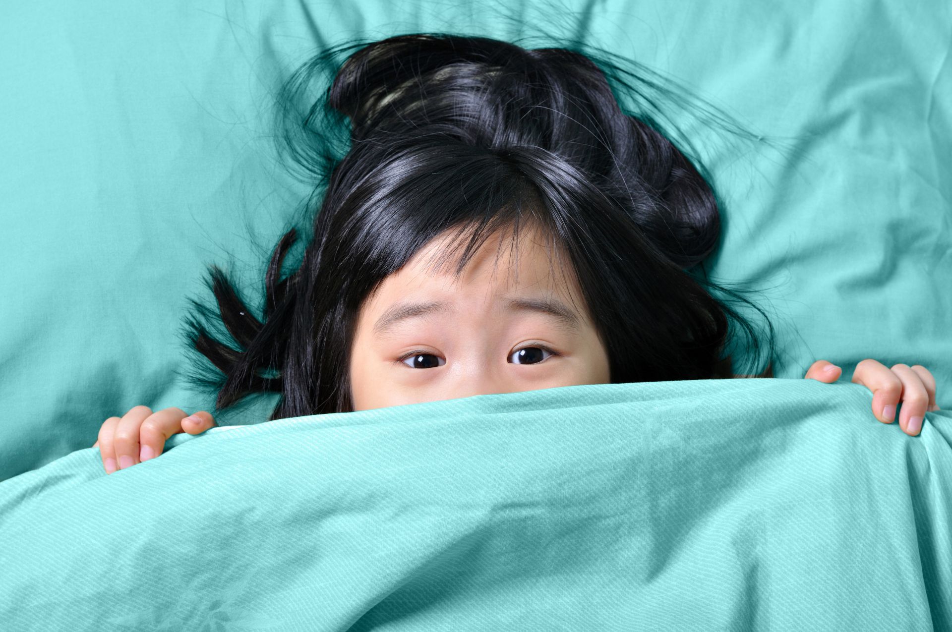 Bolehkah Menakuti Anak dengan Hantu Agar Nurut