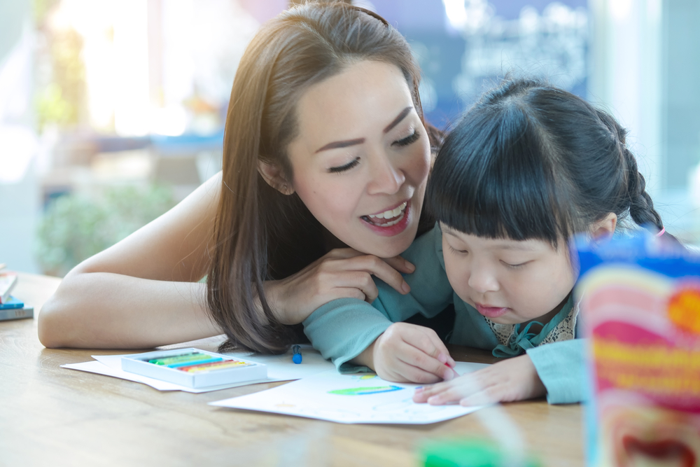 Smart Mom, Ini Cara Meredam Emosi Saat Anak Dapat Nilai Buruk
