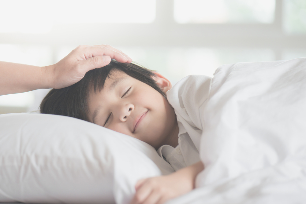 Tips Sukses Membujuk Si Kecil Tidur Siang
