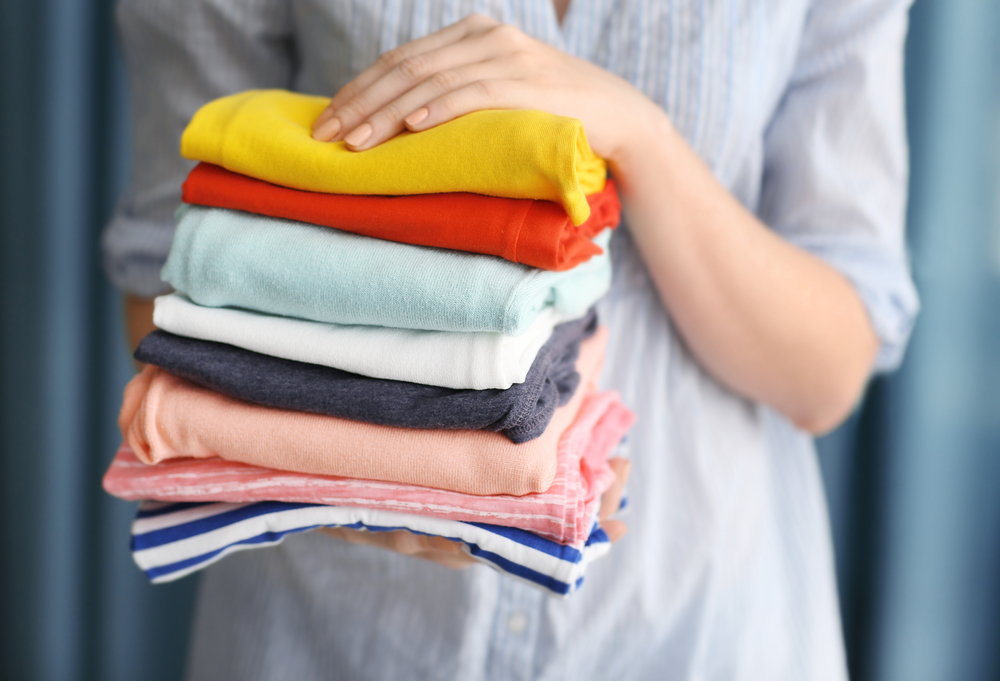 Tips Mencuci agar Warna Baju Tidak Pudar